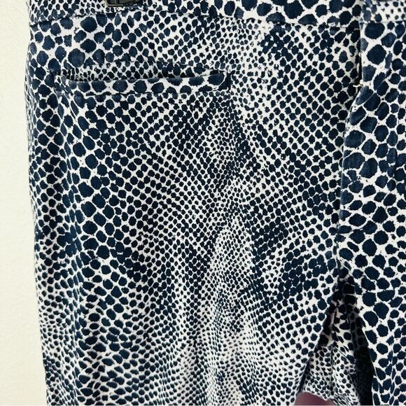 GAP Khaki Navy White Snake Skin Chino Pants Size 20 - Picture 2 of 5